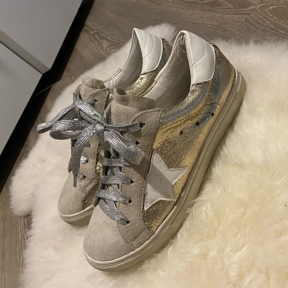 Star Sneakers Gold/Silver and Beige